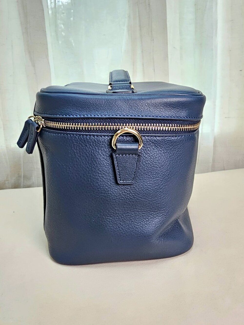 Leatherology XL Train Case Navy Blue Full Grain Leather Cosmetic Bag NWOT - Picture 3 of 14